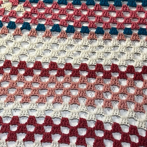 VTG Handmade Crochet Granny Square Afghan Blanket Pink Blue White Cozy Home - Picture 6 of 16